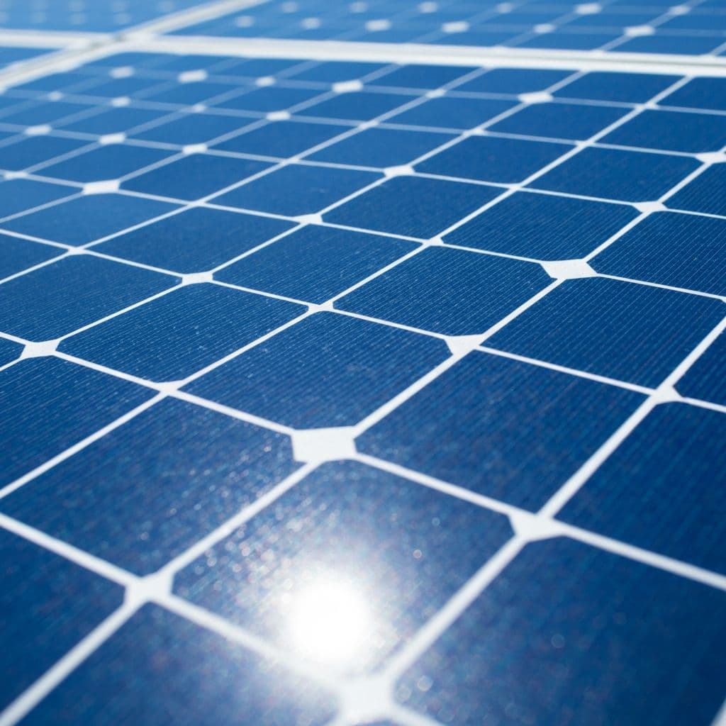 Como Funciona a Energia Solar? Guia Completo para Iniciantes